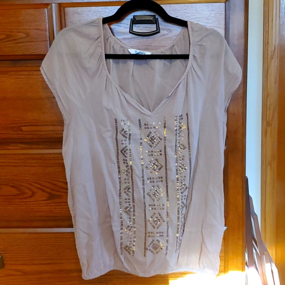 Old Navy top